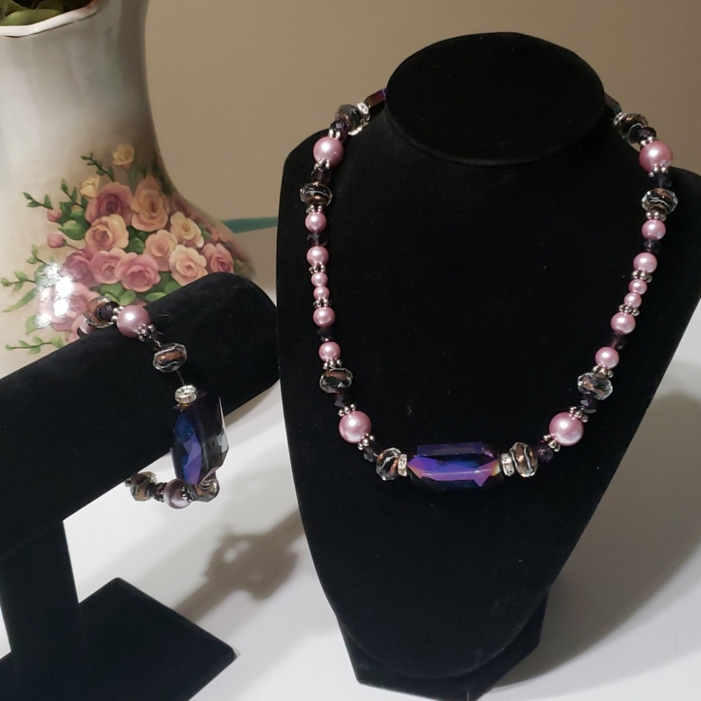 Handmade glass matching necklace and bracelet set